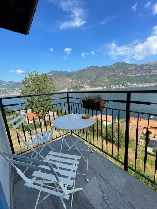 Il Noce Lake View Apartment Lezzeno Extérieur photo